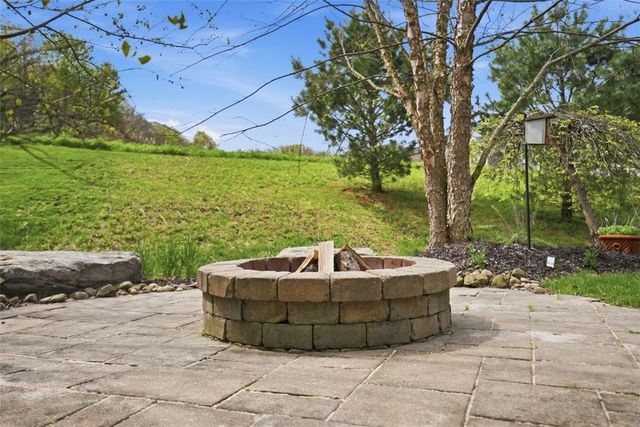 195 Seneca PL, Marshall, PA 16046