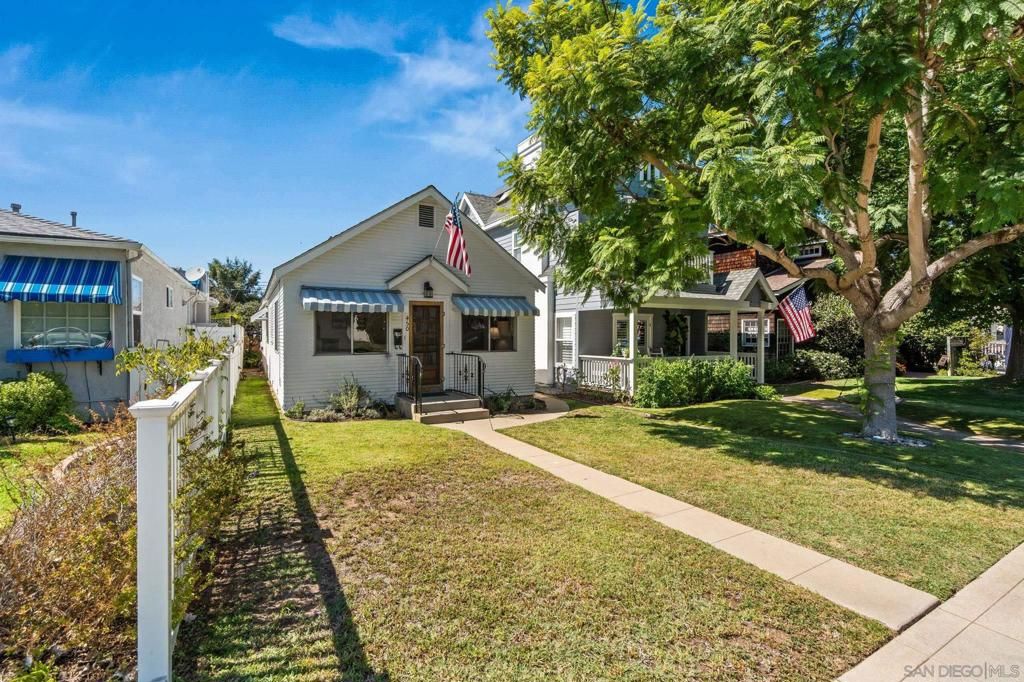 450 J, Coronado, CA 92118 — exterior