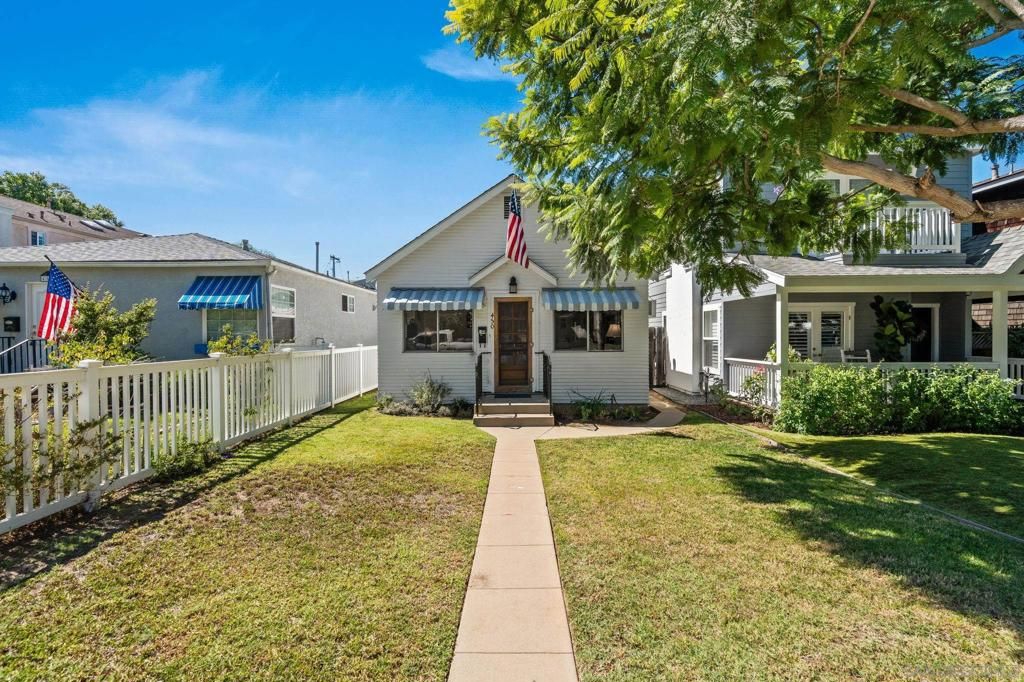 450 J, Coronado, CA 92118 — photo 2