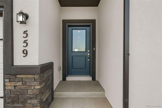 559 E Bayview Drive, Pueblo West, CO 81007