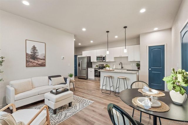 559 E Bayview Drive, Pueblo West, CO 81007