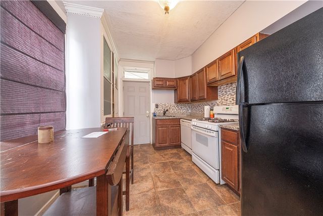 2007 Plainview, Brookline, PA 15226