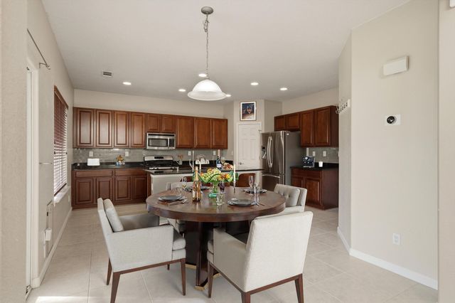 322 Tierra Rosa Place NE, Rio Rancho, NM 87124