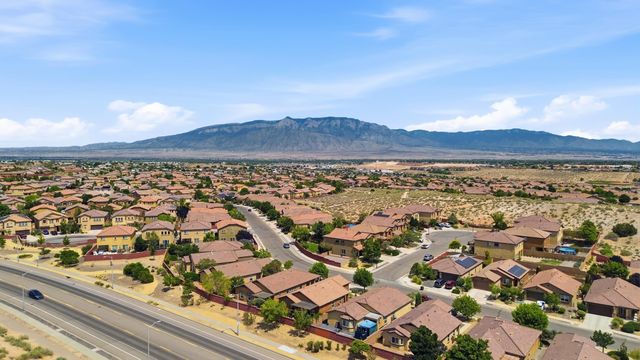 322 Tierra Rosa Place NE, Rio Rancho, NM 87124