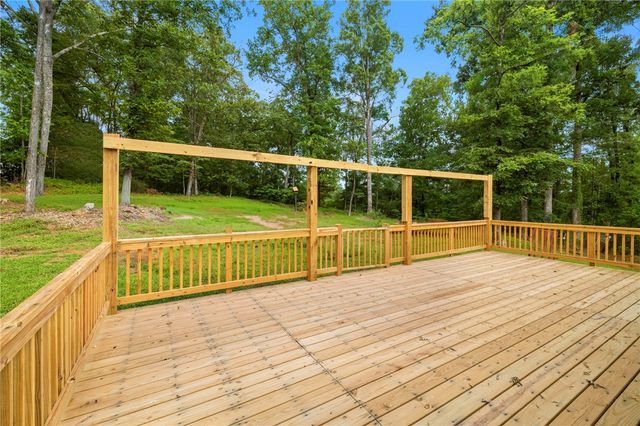 111 Academy Drive, Pickens, SC 29671