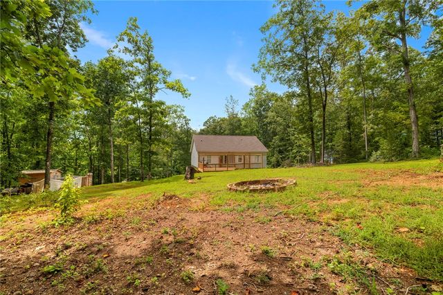 111 Academy Drive, Pickens, SC 29671