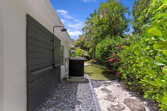 338 Princeton Drive, Lake Worth Beach, FL 33460
