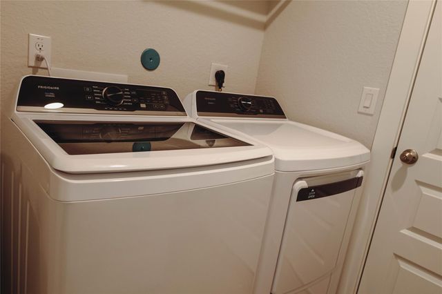 8582 Blueberry Ash St, Magnolia, TX 77354