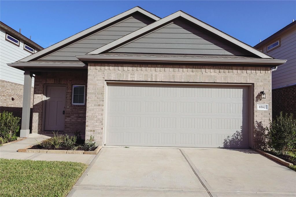 8582 Blueberry Ash St, Magnolia, TX 77354