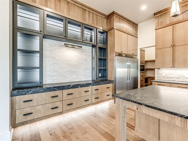 6001 Rare Eagle Court, Kingston, OK 73439