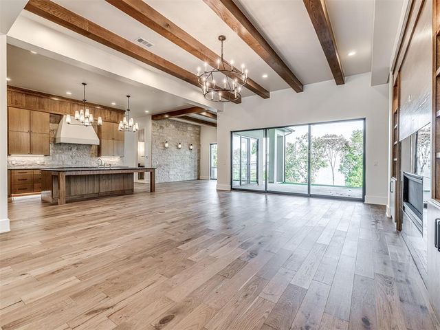 6001 Rare Eagle Court, Kingston, OK 73439