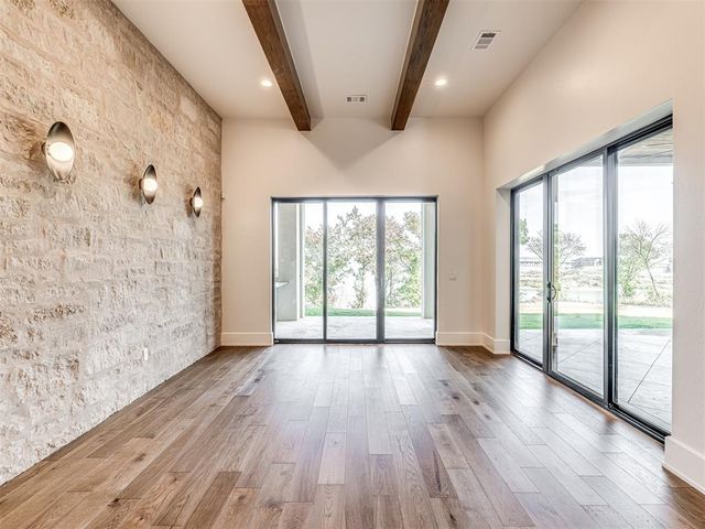 6001 Rare Eagle Court, Kingston, OK 73439