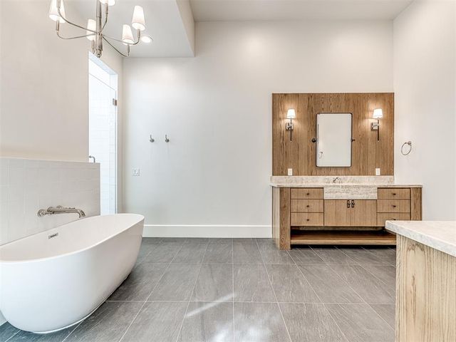 6001 Rare Eagle Court, Kingston, OK 73439