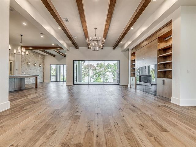 6001 Rare Eagle Court, Kingston, OK 73439