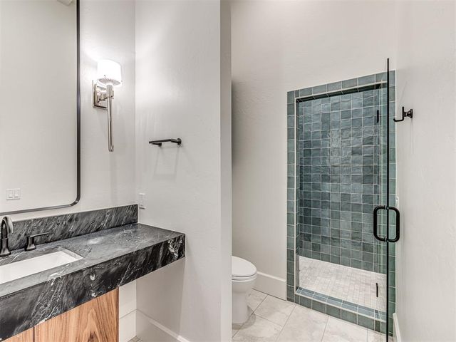 6001 Rare Eagle Court, Kingston, OK 73439