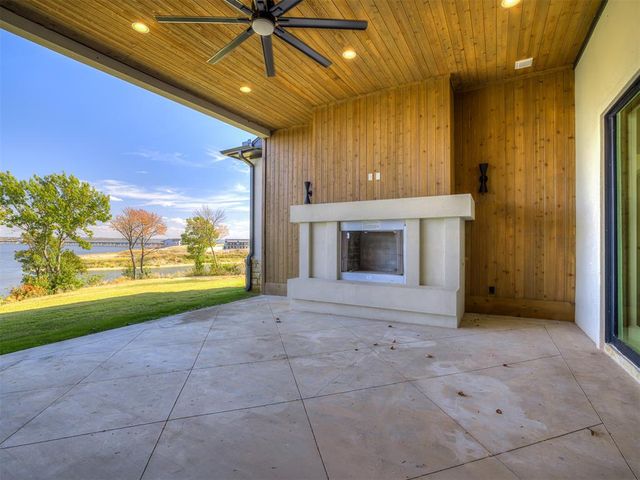 6001 Rare Eagle Court, Kingston, OK 73439