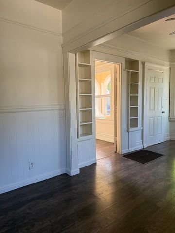 421 E Wyandotte St, Stockton, CA 95204