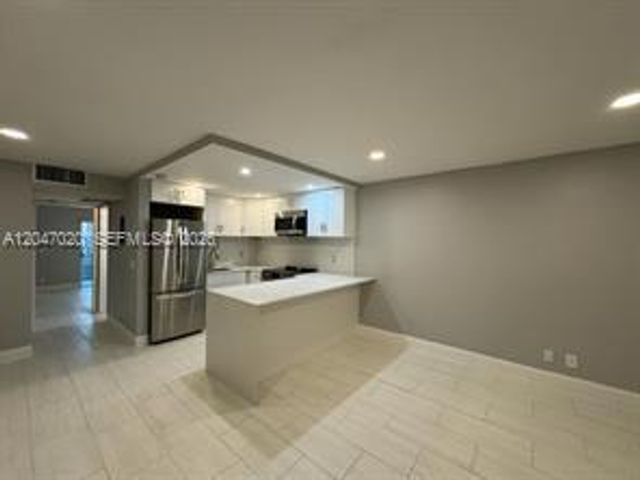 500 Village Green Circle W 215, Palm Springs, FL 33461
