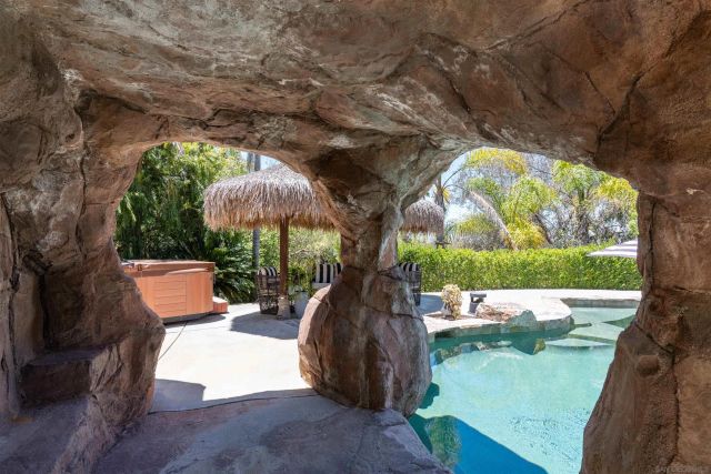 3537 Rosa Way, Fallbrook, CA 92028