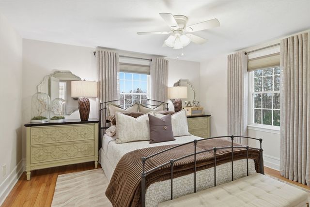 60 Hanward Hl, East Longmeadow, MA 01028