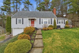 60 Hanward Hl, East Longmeadow, MA 01028