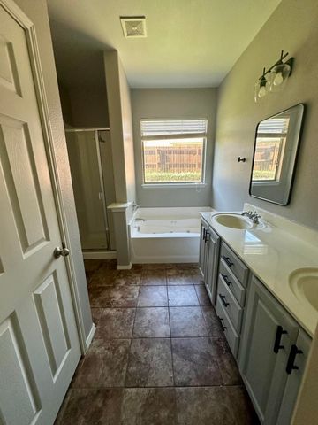 900 Lake Worth Trail, Little Elm, TX 75068