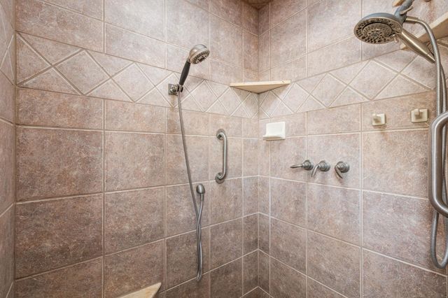 800 County Road 458 RD, Coupland, TX 78615