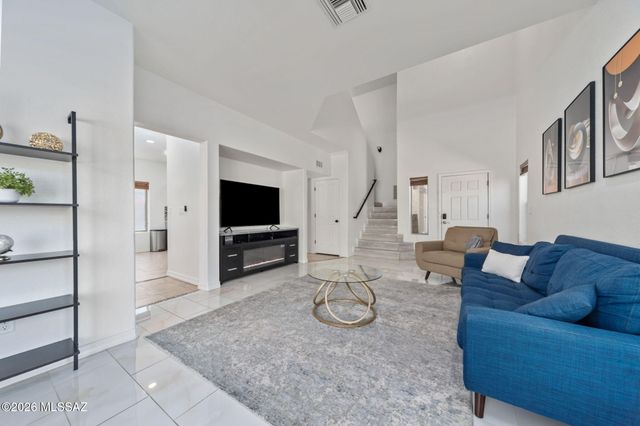 11132 W Coppertail Drive, Marana, AZ 85653