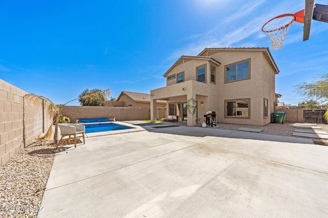 11132 W Coppertail Drive, Marana, AZ 85653