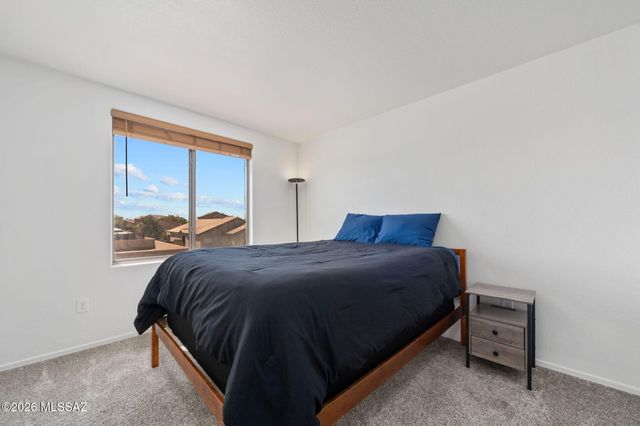 11132 W Coppertail Drive, Marana, AZ 85653