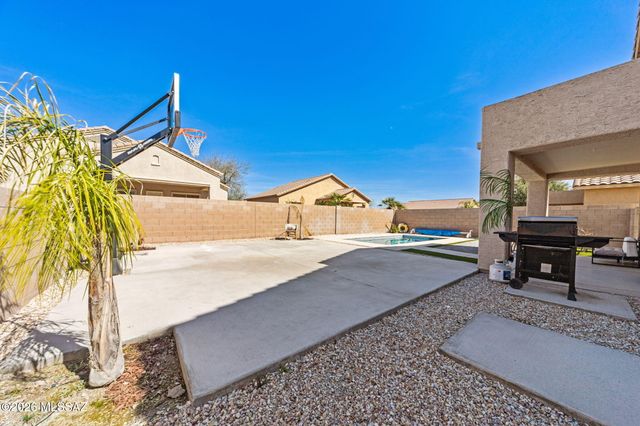 11132 W Coppertail Drive, Marana, AZ 85653