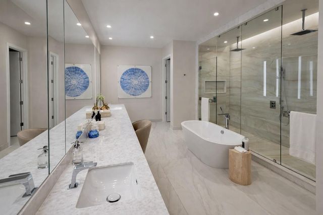 220 SE Mizner Boulevard Ph907, Boca Raton, FL 33432