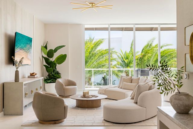 220 SE Mizner Boulevard Ph907, Boca Raton, FL 33432