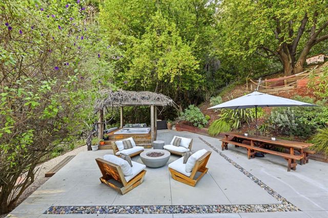 23185 Old Santa Cruz Highway, Los Gatos, CA 95033