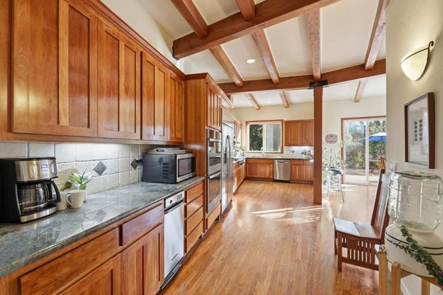 23185 Old Santa Cruz Highway, Los Gatos, CA 95033