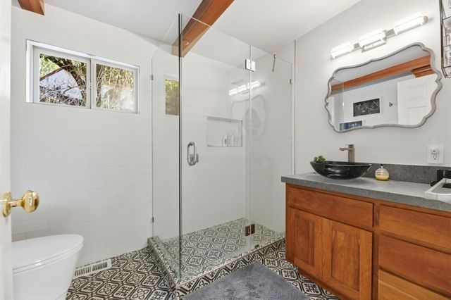 23185 Old Santa Cruz Highway, Los Gatos, CA 95033