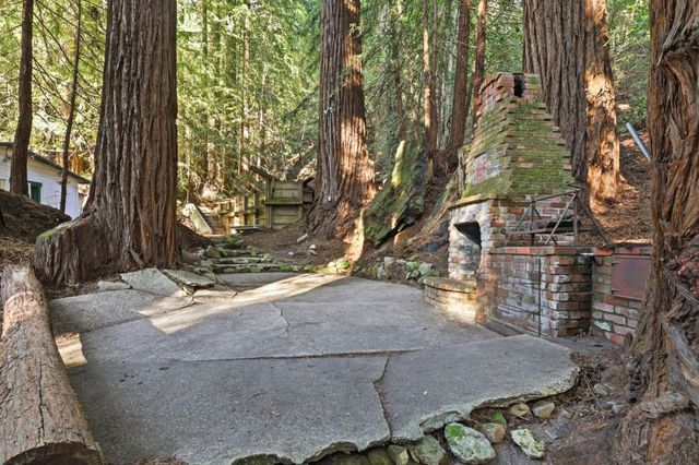 23185 Old Santa Cruz Highway, Los Gatos, CA 95033