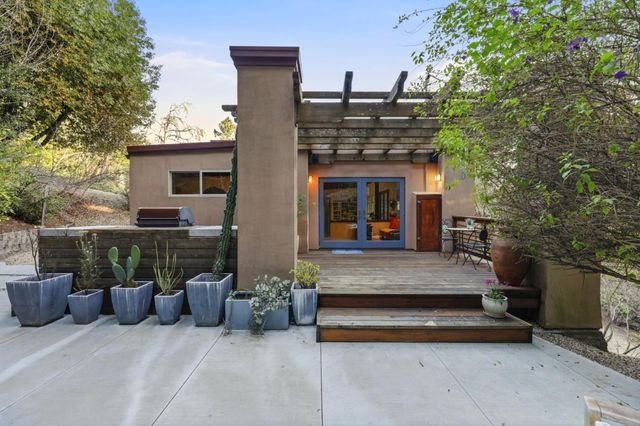 23185 Old Santa Cruz Highway, Los Gatos, CA 95033