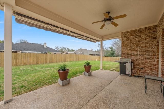 9121 Wolf Creek Drive, Waco, TX 76712