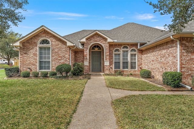 9121 Wolf Creek Drive, Waco, TX 76712