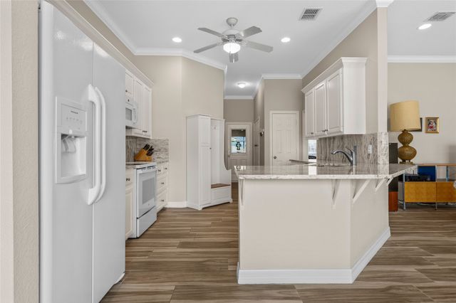 9121 Wolf Creek Drive, Waco, TX 76712