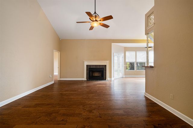 12505 Hunters Chase DR, Austin, TX 78729