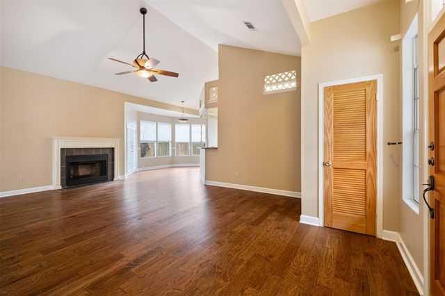 12505 Hunters Chase DR, Austin, TX 78729