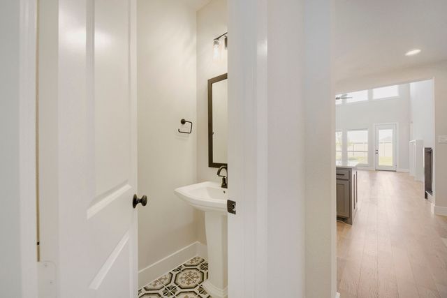 9912 Oak Glade Drive, Denton, TX 76207