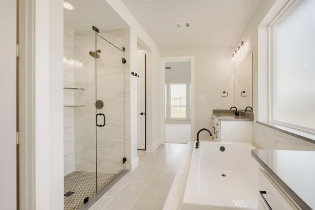 9912 Oak Glade Drive, Denton, TX 76207