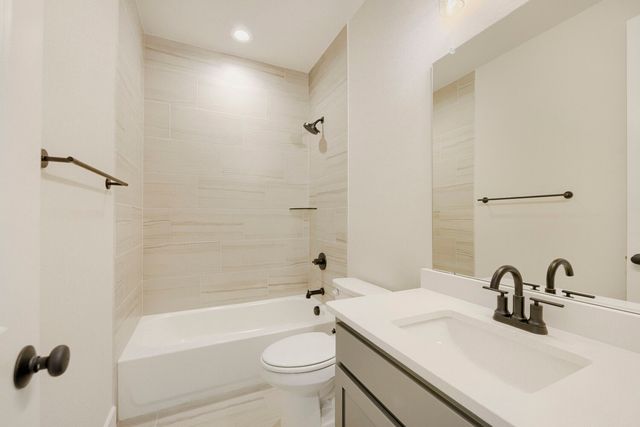9912 Oak Glade Drive, Denton, TX 76207