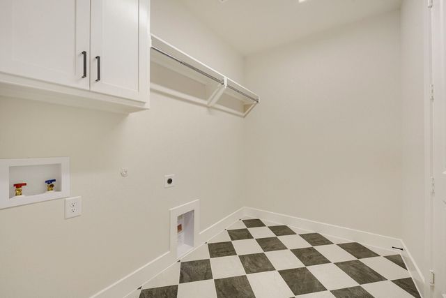 9912 Oak Glade Drive, Denton, TX 76207