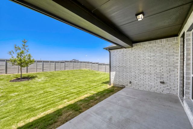 9912 Oak Glade Drive, Denton, TX 76207