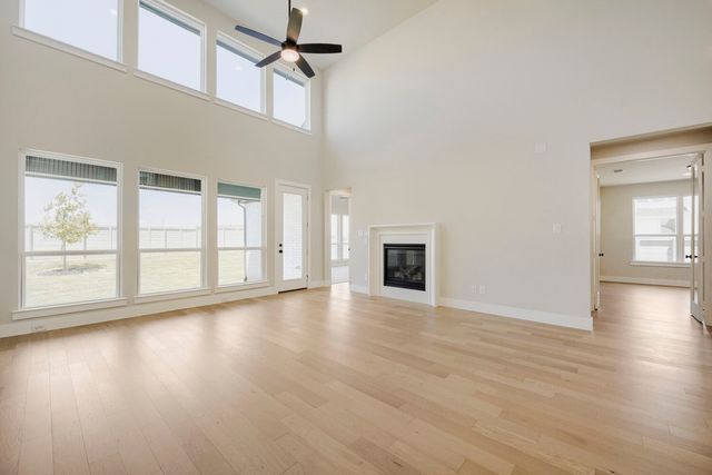 9912 Oak Glade Drive, Denton, TX 76207