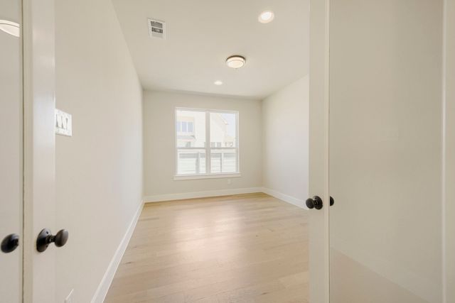 9912 Oak Glade Drive, Denton, TX 76207